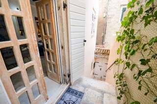 Виллы Aspida Guest House Котор Вилла с 3 спальнями-9